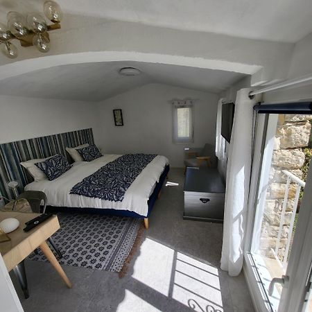 Hotel Les Pierres De Cezaire Saint-Cézaire-sur-Siagne Exteriér fotografie