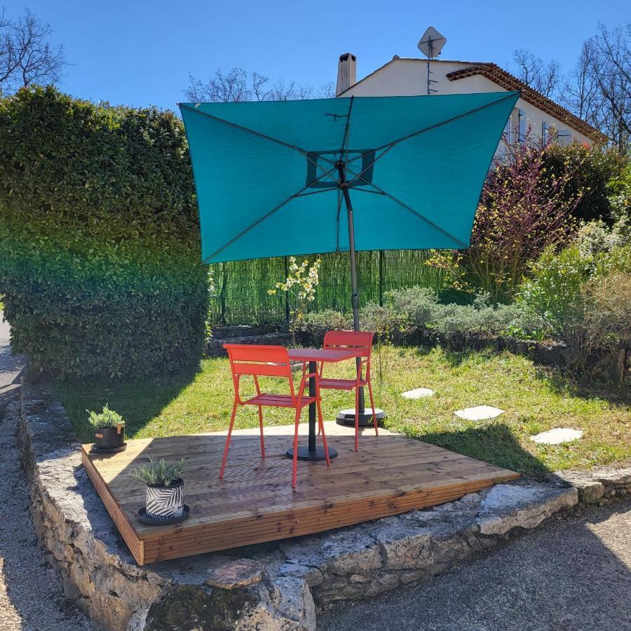 Hotel Les Pierres De Cezaire Saint-Cézaire-sur-Siagne Exteriér fotografie